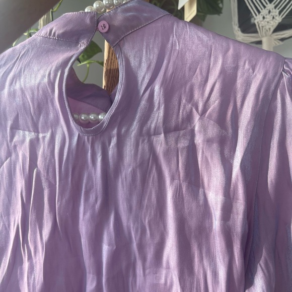 Metallic Tie-up Turtleneck - Picture 4 of 4